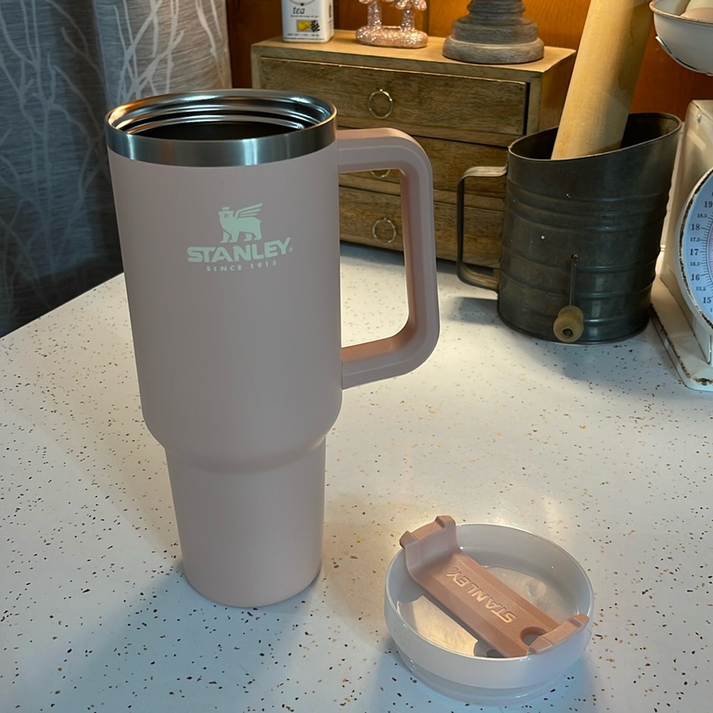 Stanley 40oz tumbler